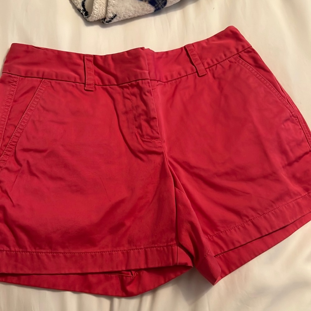 vineyard vines every day shorts